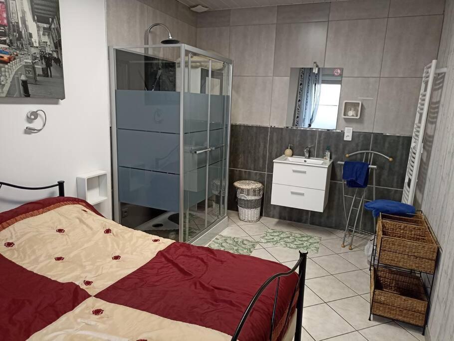 Appartement De 70M2 Tout Equipe Hargarten-aux-Mines 外观 照片